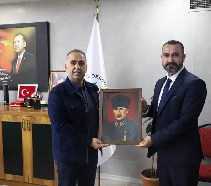 2024 Türkiye Yerel Seçimlerinde Hatay ili Altınözü ilçesi Belediye Başkanı Ağabeyim Sn. Rıfat SARI' yı başarısından dolayı tebrik ederim
